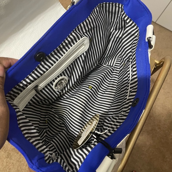 Blue and white bag - Picture 4 of 4